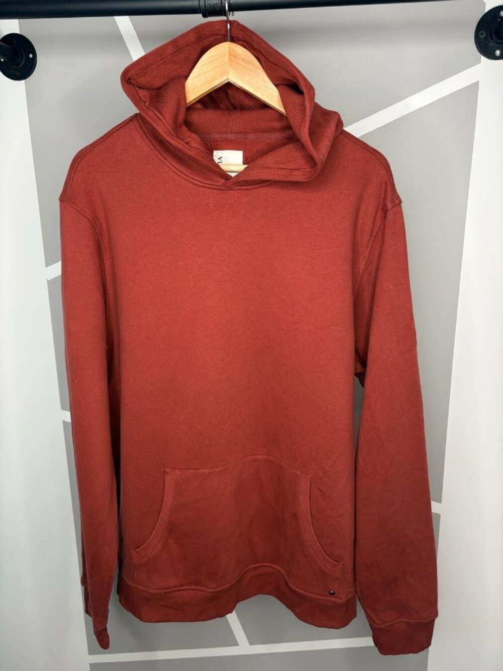 Vuori Seaside Pullover Hoodie Mens XL Burnt Orange Heavyweight Stretch Knit V299